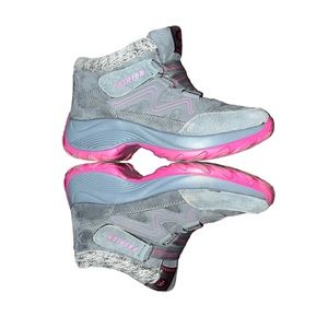 Fashion Winter/Hiking Boots Size 8.5 (39)